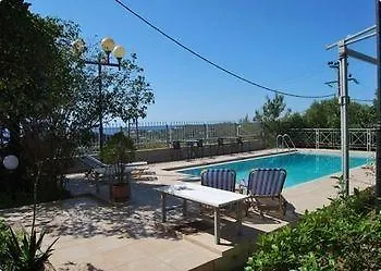 Chrysiida Luxury Hotell 4*
