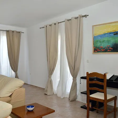 Chrysiida Luxury