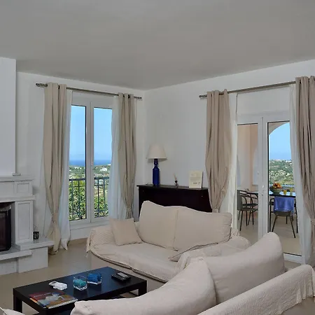 Hotell Chrysiida Luxury