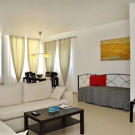 Chrysiida Luxury Chorafakia
