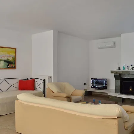Chrysiida Luxury Hotell 4*